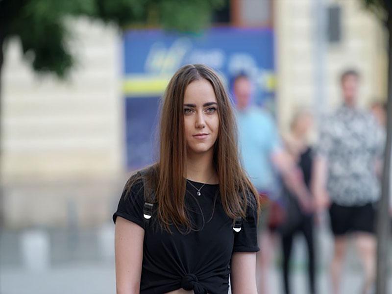 short black leather mini skirt